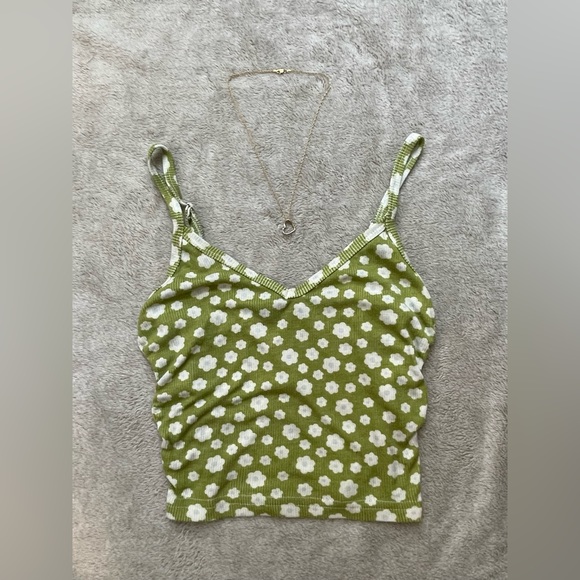 Fitted Flower tank Top - Picture 2 of 5